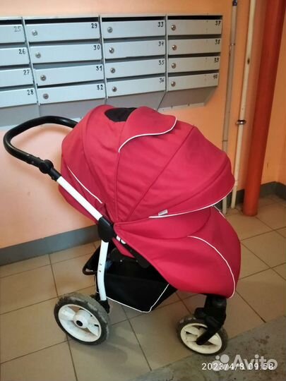 Коляска всесезонная