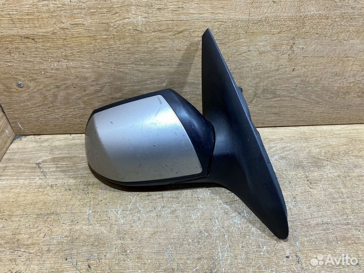 Зеркало правое Ford Mondeo 3 Арт. 7721499