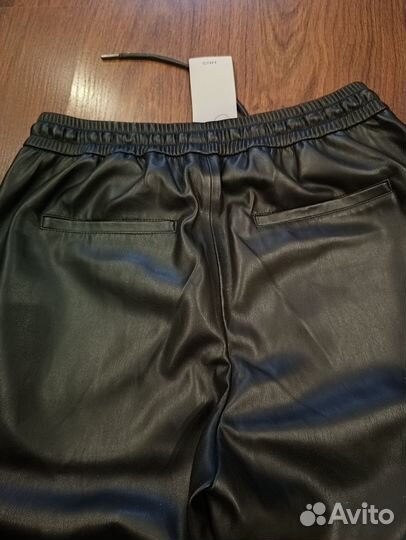 Кожаные брюки mango