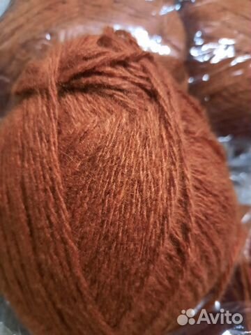 Нитки для вязания терракотового цвета 8 шт