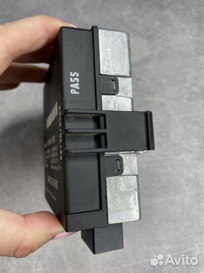 Блок управления крышкой багажника Mercedes w221 S