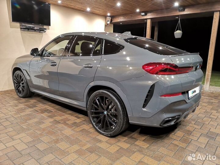 BMW X6 3.0 AT, 2022, 13 000 км