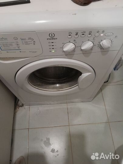 Стиральная машина indesit