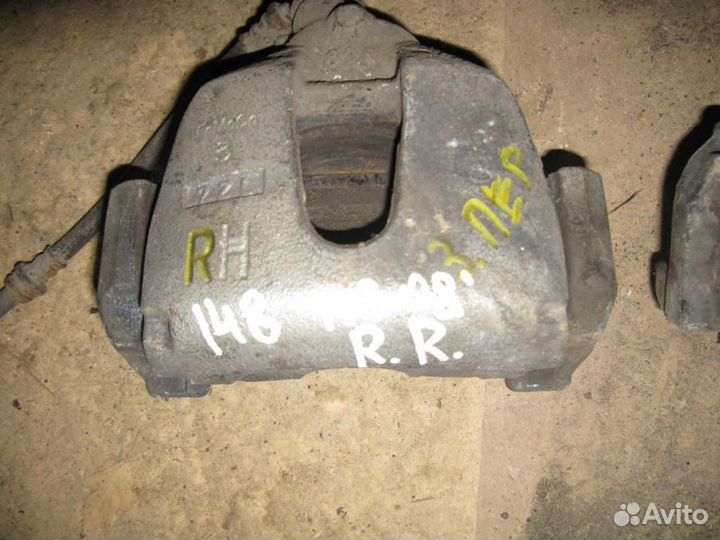 Суппорт тормозной передний правый mazda-3 bk 2003