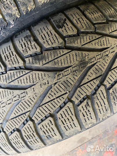 Nokian Tyres Hakkapeliitta R2 SUV 235/65 R17