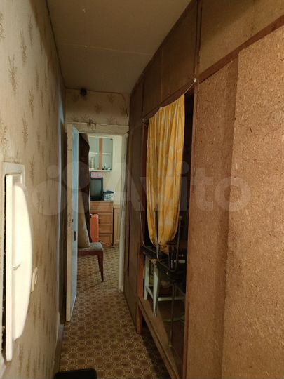 3-к. квартира, 42 м², 1/4 эт.