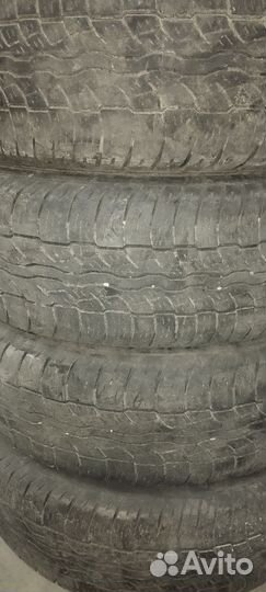 Bridgestone Dueler H/T 225/70 R16