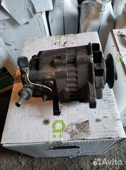 Продам генератор Митсубиси кантер 4dr5