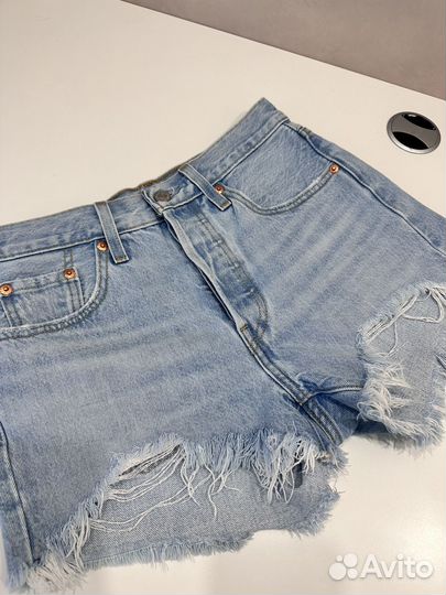 Женские джинсовые шорты levis premium