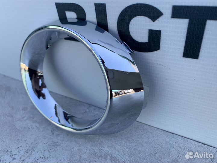 Накладка птф правая Mercedes A2048851074