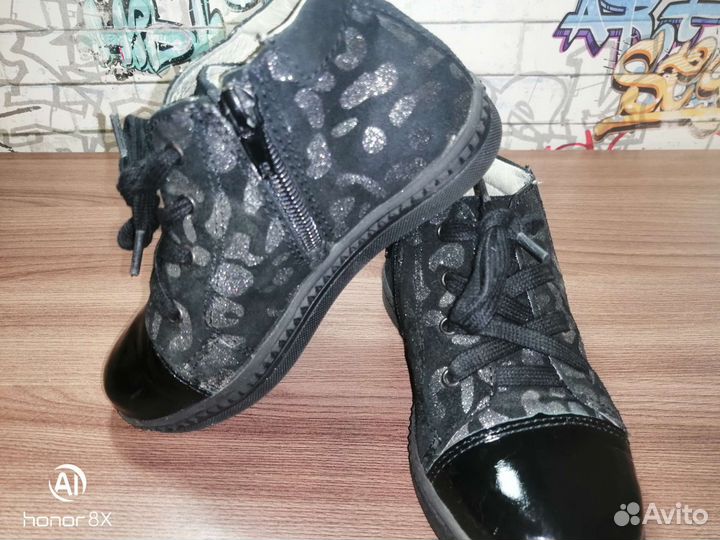 Ботинки для девочки