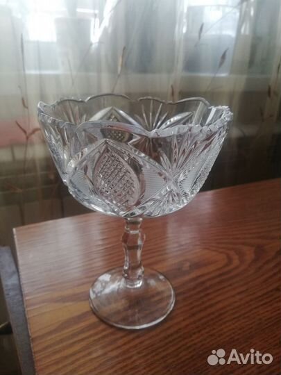 Ваза хрустальная на ножке СССР