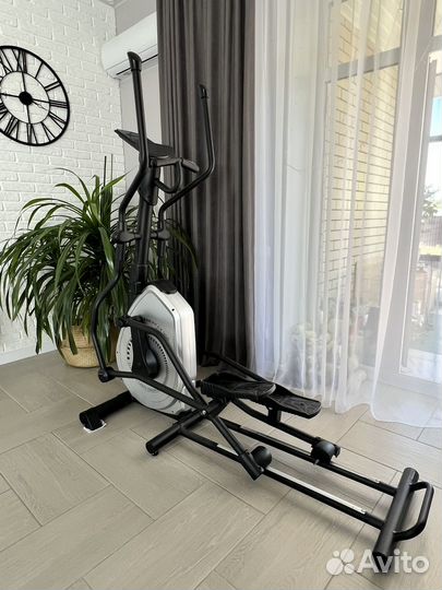 Эллиптический тренажер clear FIT CX 400