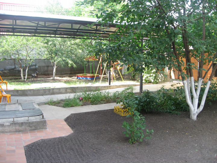 Коттедж 237 м² на участке 12 сот.