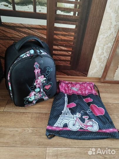Школьный рюкзак