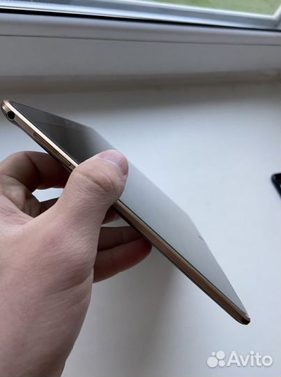 Samsung galaxy tab s 10 5 sm t805