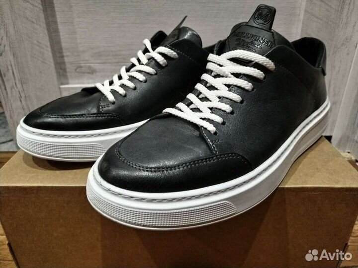 Кожаные кеды