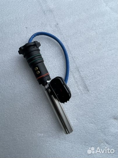 Датчик уровня воды iveco