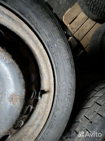 Bridgestone Blizzak Spike-01 205/55 R16 91T