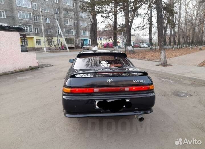 Козырек заднего стекла 90 марк