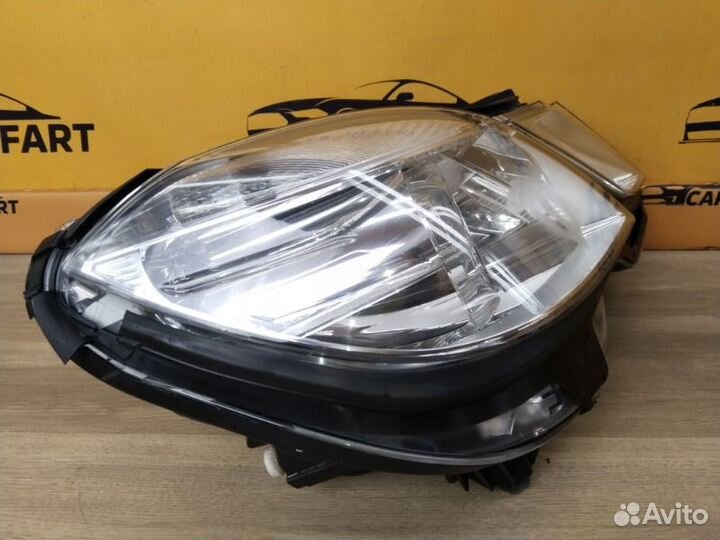 Фара передняя правая Mercedes-Benz E W212 M651 D22