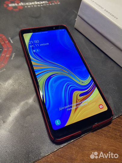 Samsung Galaxy A7 (2018), 4/64 ГБ