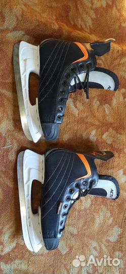 Коньки хоккейные 43 размер