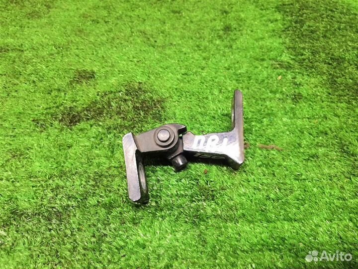 Петля двери левая Audi A5 /S5 Coupe/Sportback 200