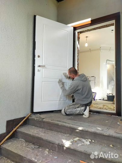 Входная дверь