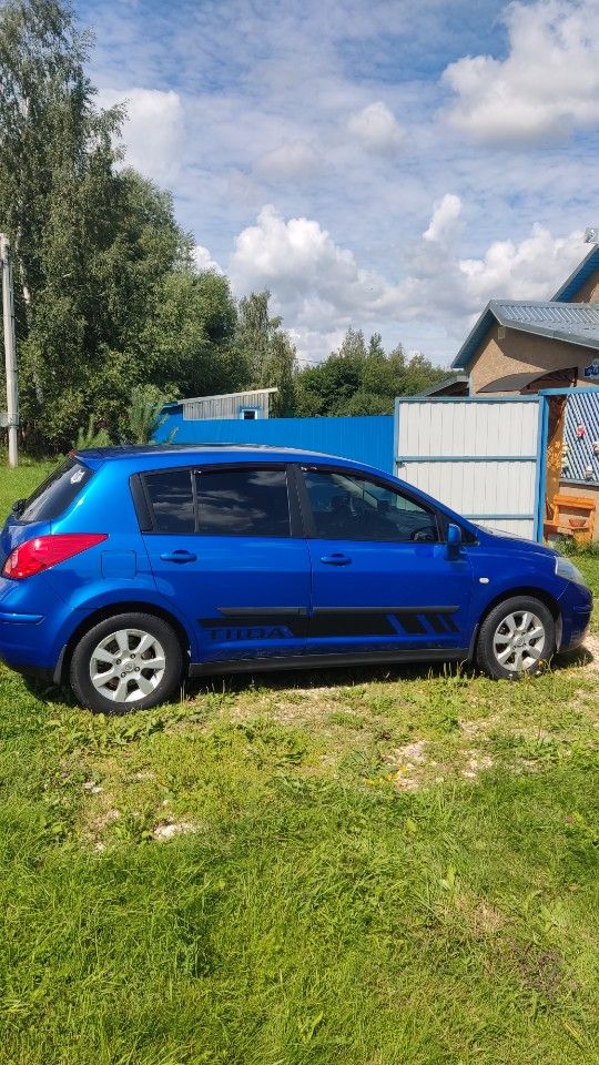 Nissan Tiida: фото владельца