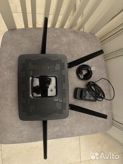 Роутер Linksys EA8300