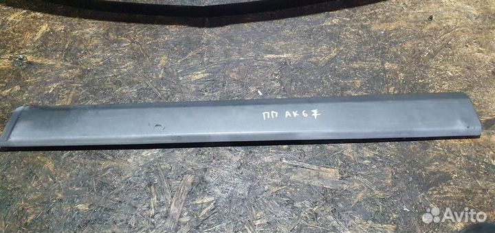 Накладка двери передней правой Opel Antara 2007-2