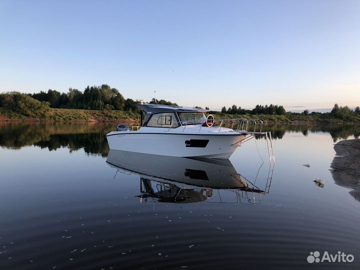 Катер Velvette Cabin 23 active sedan
