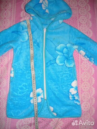 За шоколадку Халат на 3-4 года