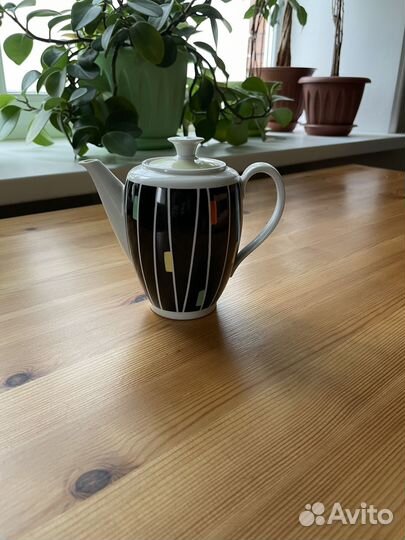 Фарфоровый кофейник ГДР