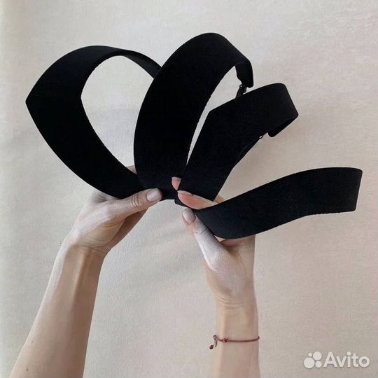 Черный ободок тренд 2024