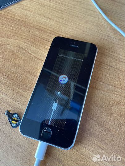 iPhone 5S, 16 ГБ