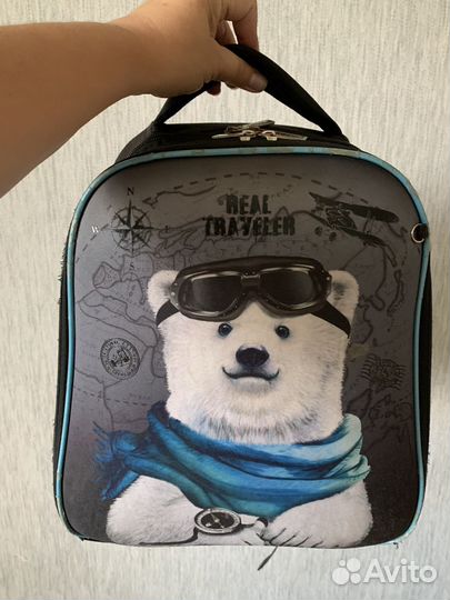 Рюкзак. Школьные рубашки, жилет