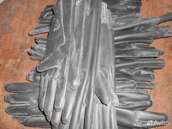 Перчатки резиновые