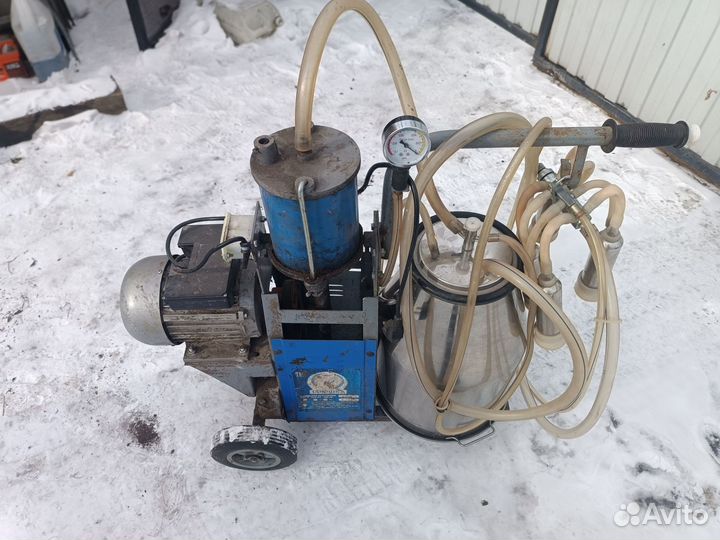 Аппарат для доения коров