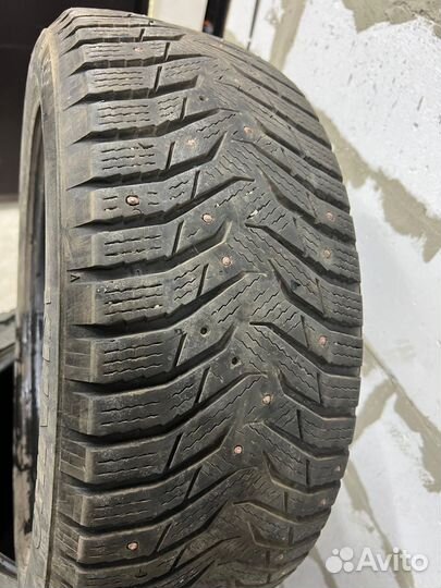 Kumho WinterCraft Ice WI31 215/55 R16