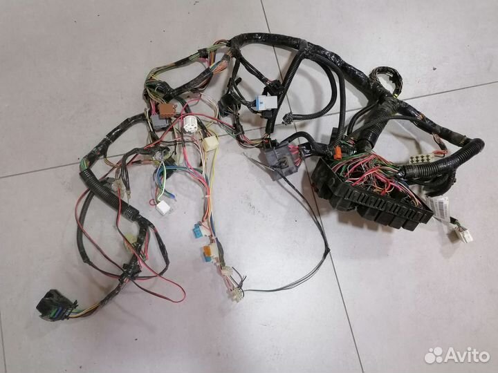 Проводка под торпедо LADA Granta