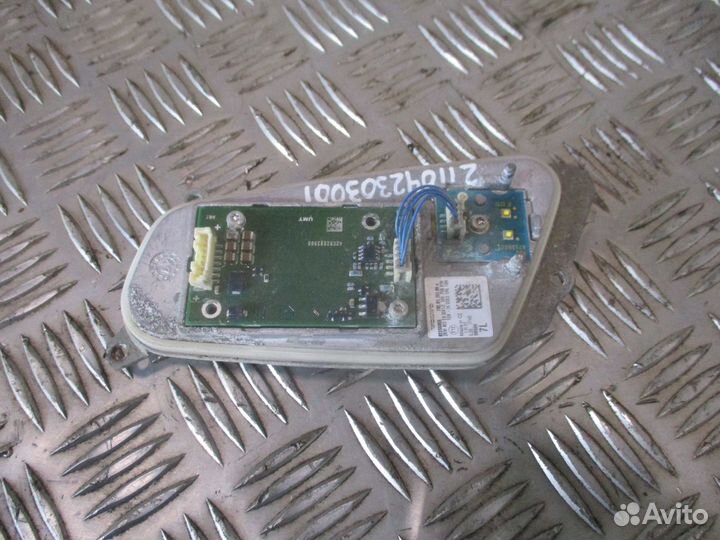 Блок розжига фары Volvo 82355055