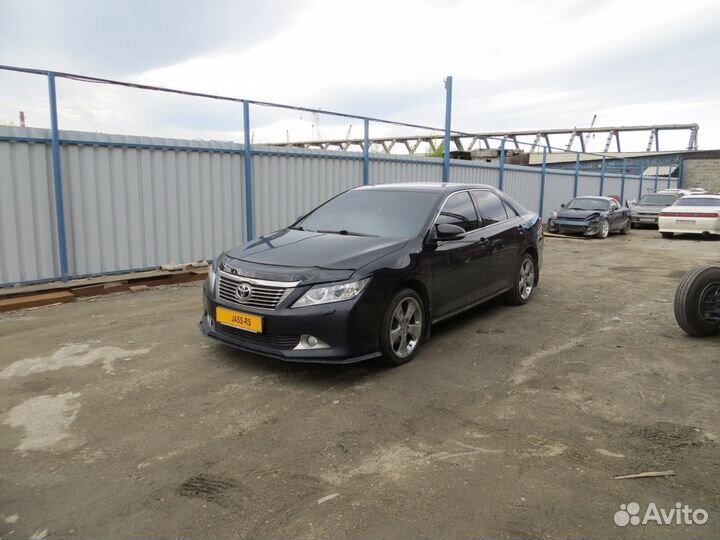 Накладка / сплиттер под бампер Toyota Camry ACV50