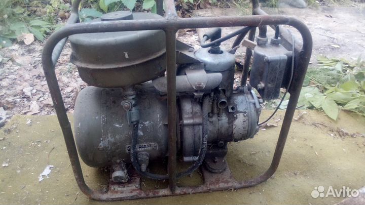 Бензогенератор военный армейский