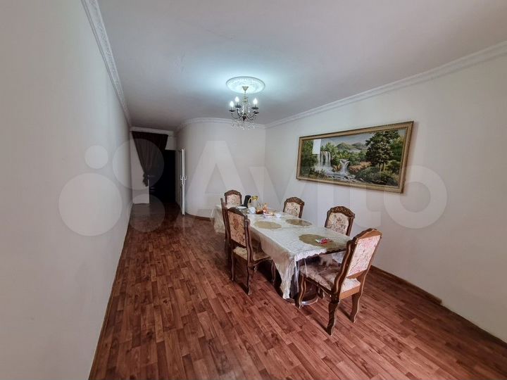 Дом 320,2 м² на участке 8,6 сот.