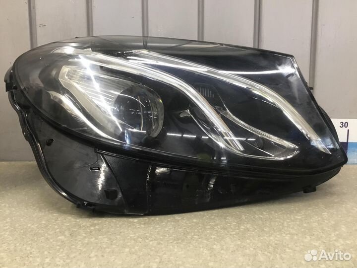 Фара правая Mercedes Benz W213 E-Klasse 2016