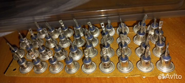 Д815е стабилитрон и д815а металл, Стабилитрон