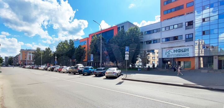 Новое помещение в центре, 161.2 м²