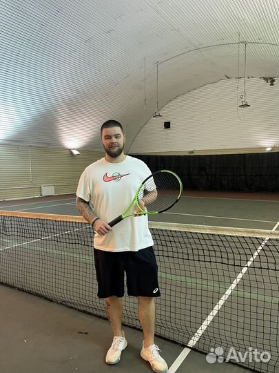 Тренер по большому теннису